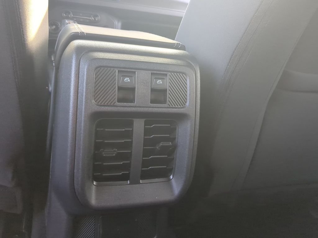 2025 Ford Bronco 4-Door Base - Photo 27