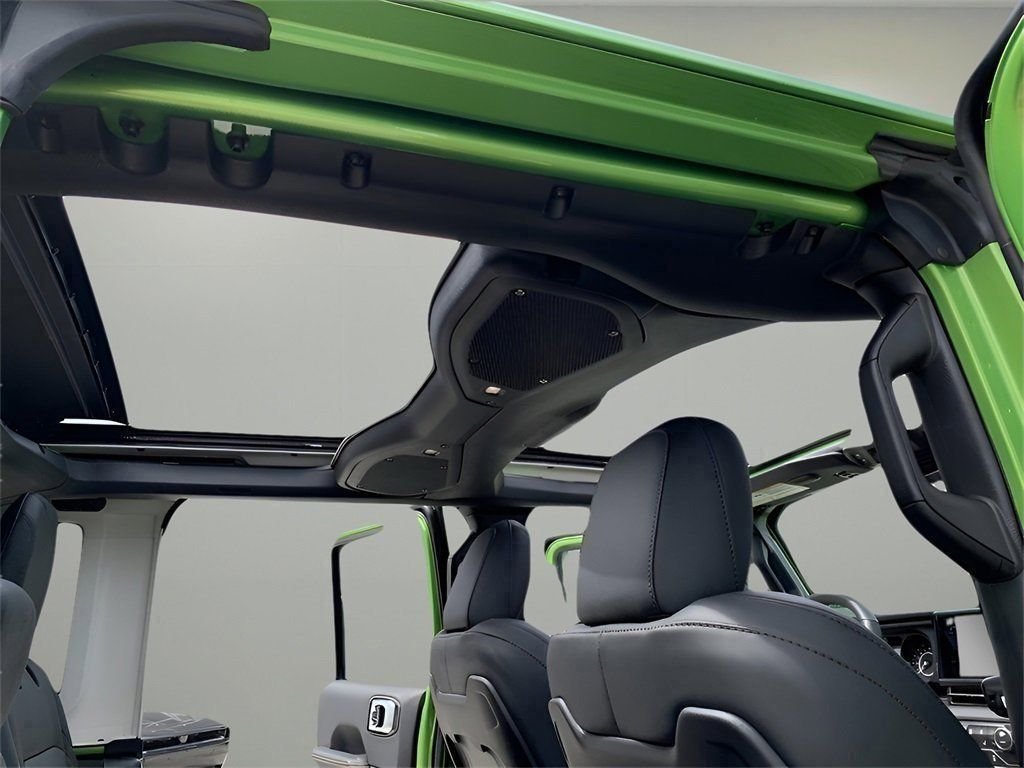 2025 Jeep Wrangler 4-Door Rubicon 392 Final Edition - Photo 82