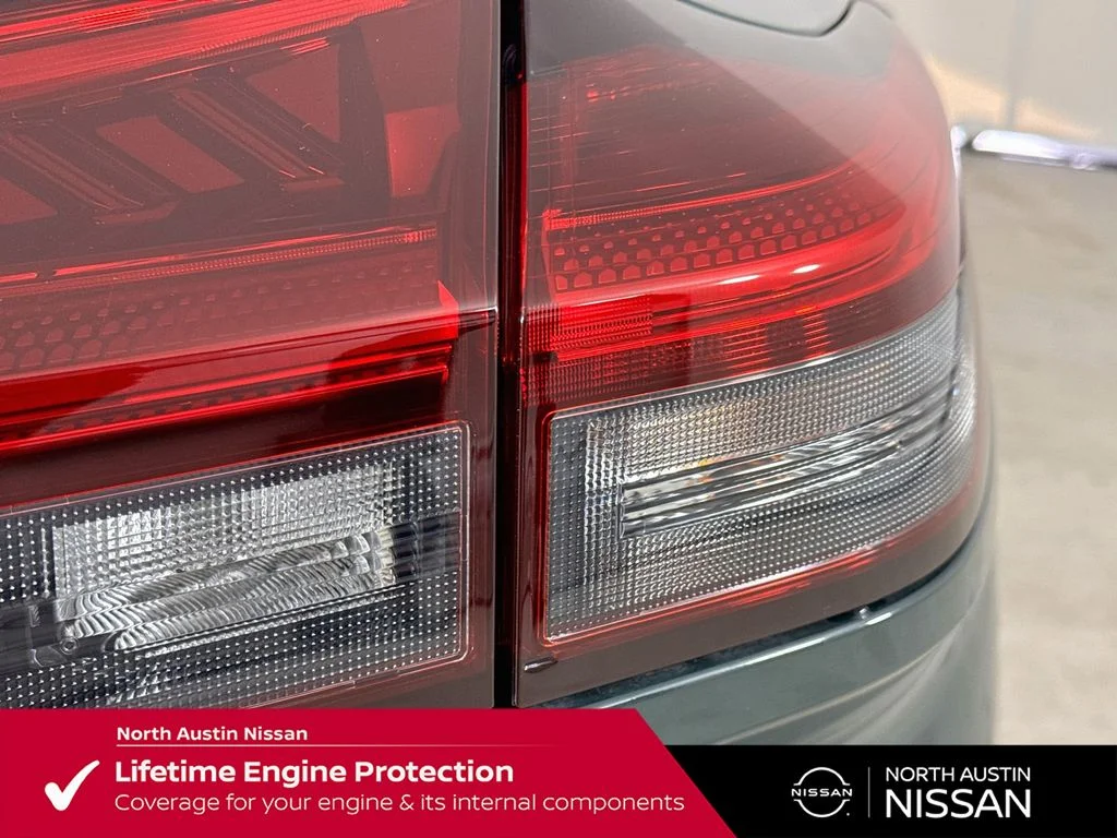 New 2026 Black Nissan Platinum image 35