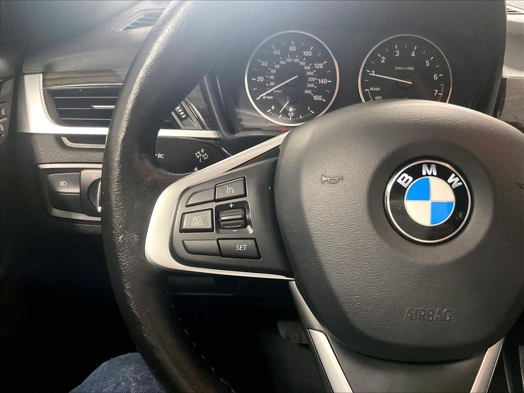 Used 2017 White BMW xDrive28i image 23