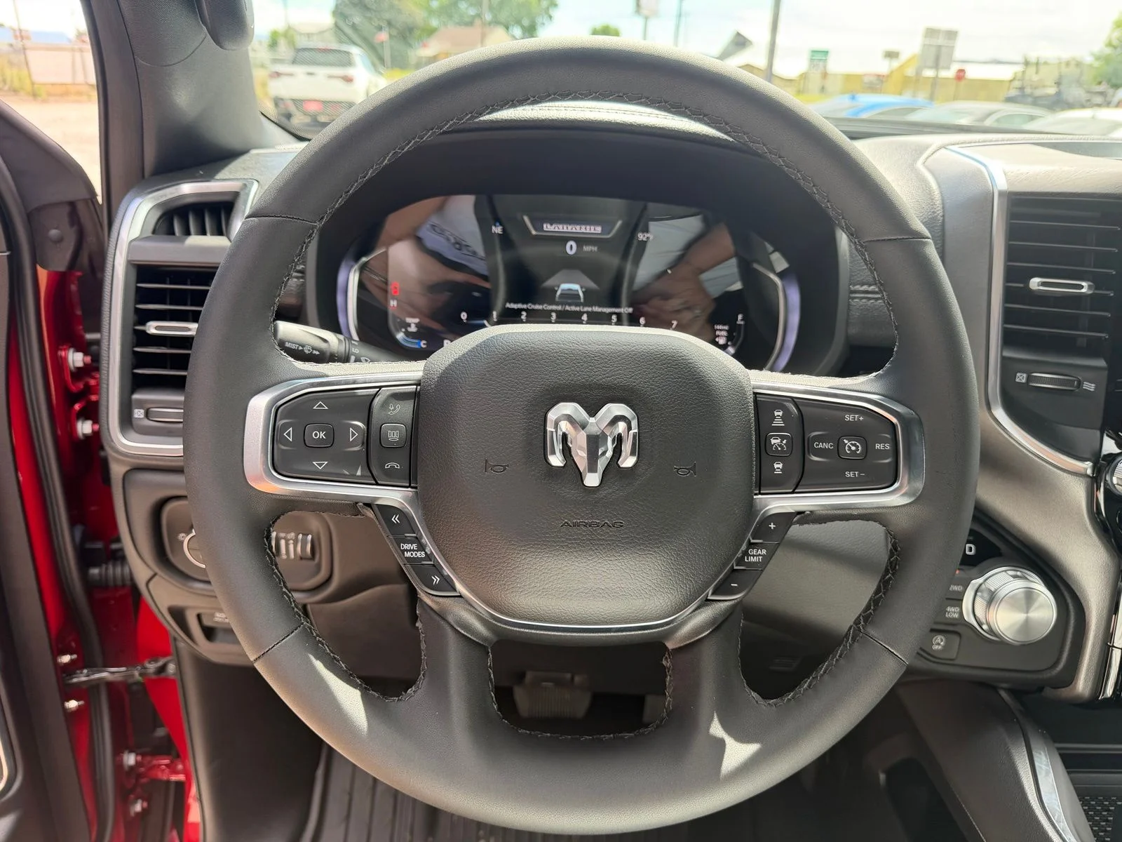 New 2026 Molten Red Pearl-Coat Exterior Paint RAM Laramie image 17