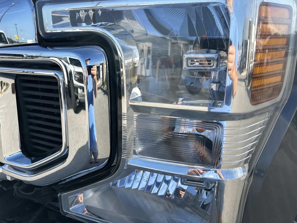 Used 2022 Carbonized Gray Metallic Ford XLT image 10