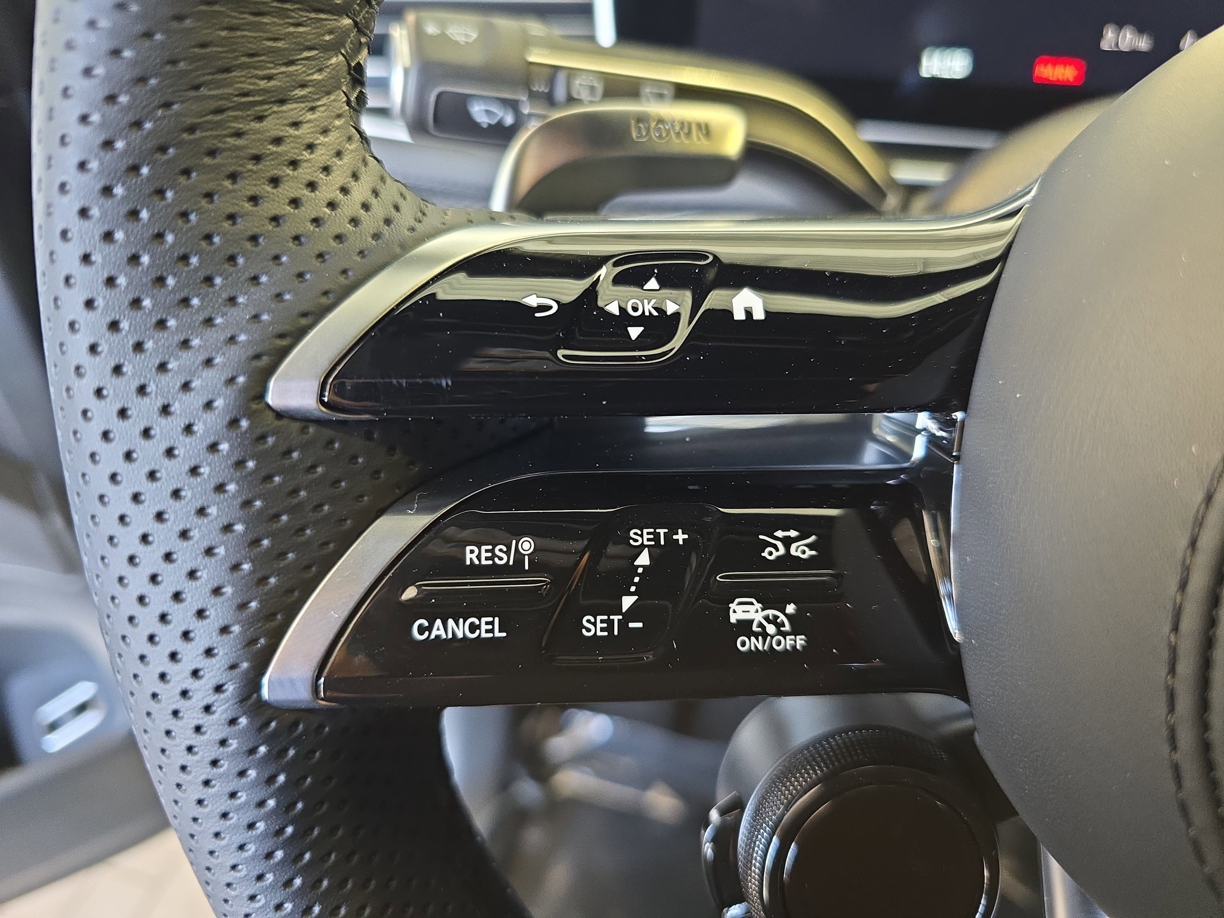 New 2026 Selenite Grey Metallic Mercedes-Benz AMG® GLE 53 4MATIC+ SUV image 18