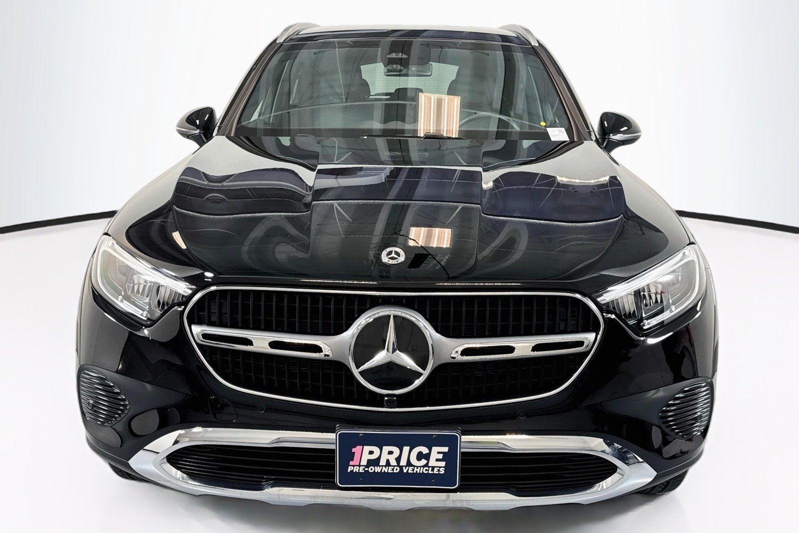 Certified Used 2026 Black Mercedes-Benz GLC 300 image 2