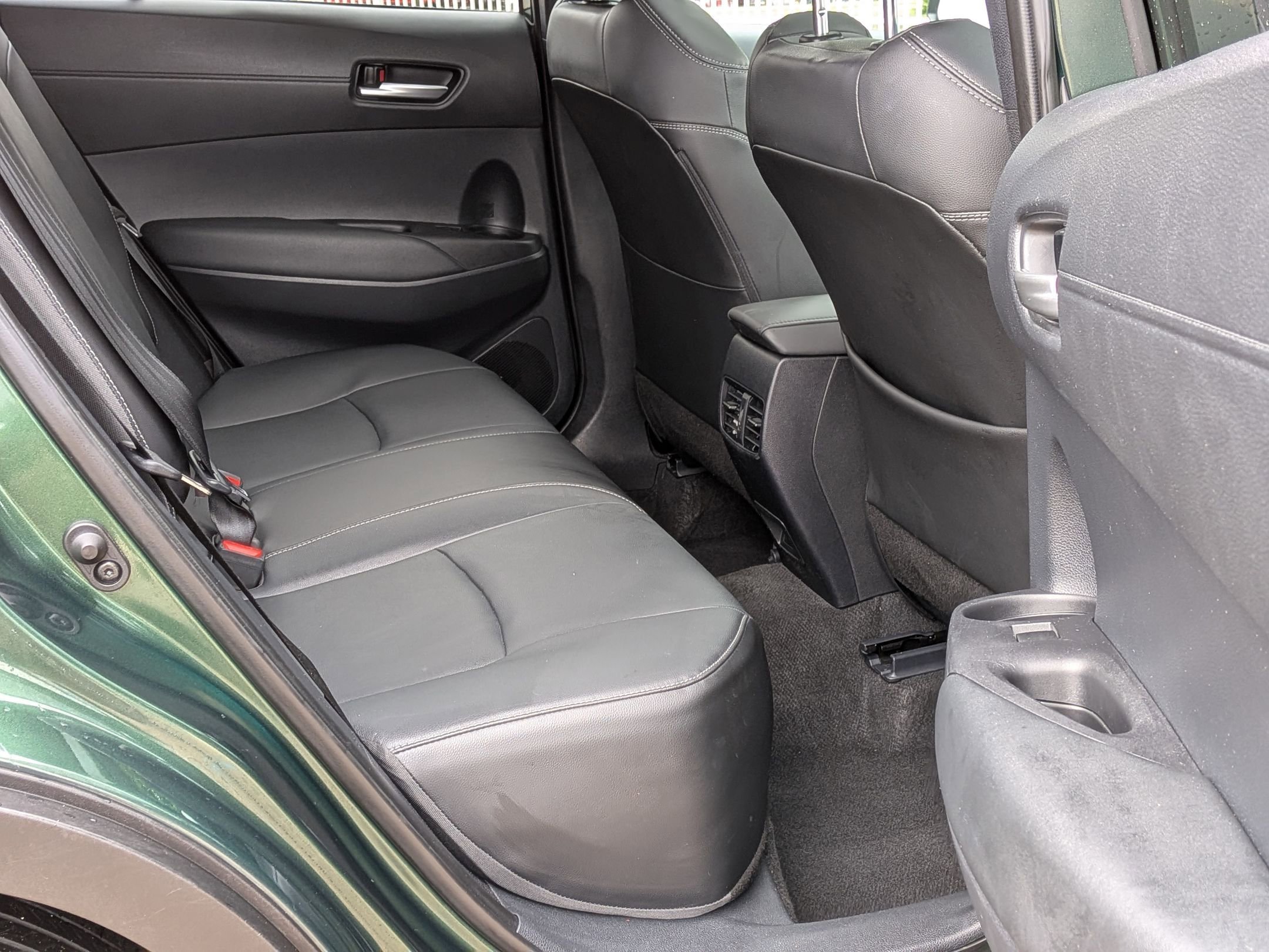 Used 2024 Cypress Toyota XLE AWD image 28