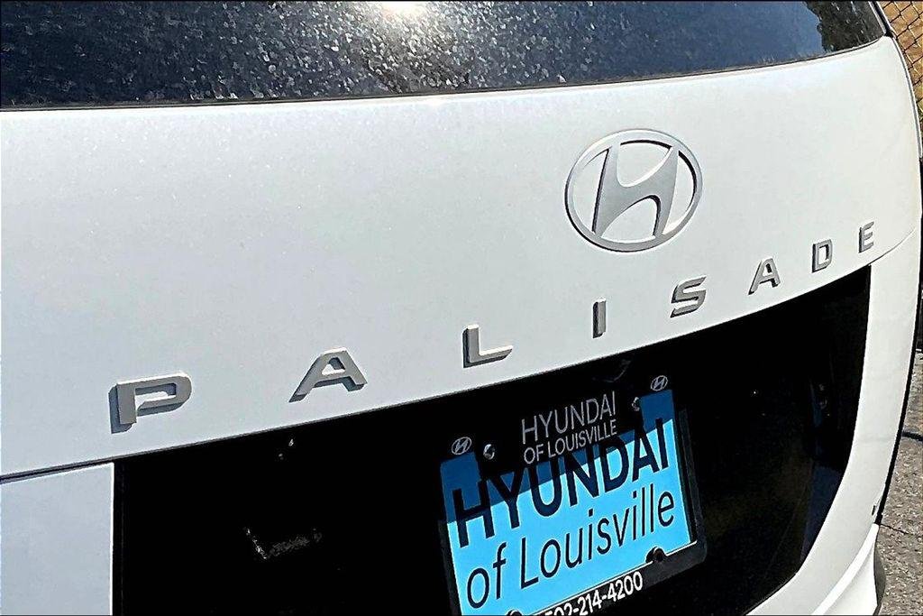 2026 Hyundai Palisade Limited - Photo 12