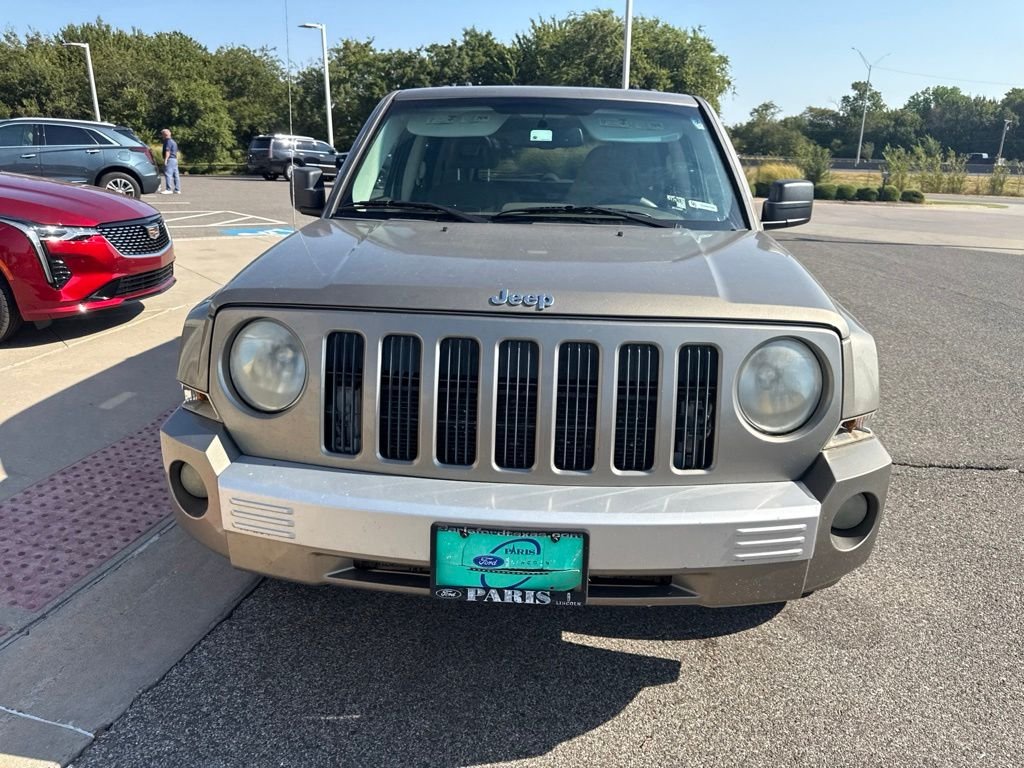 Used 2008 Beige Jeep Limited image 11