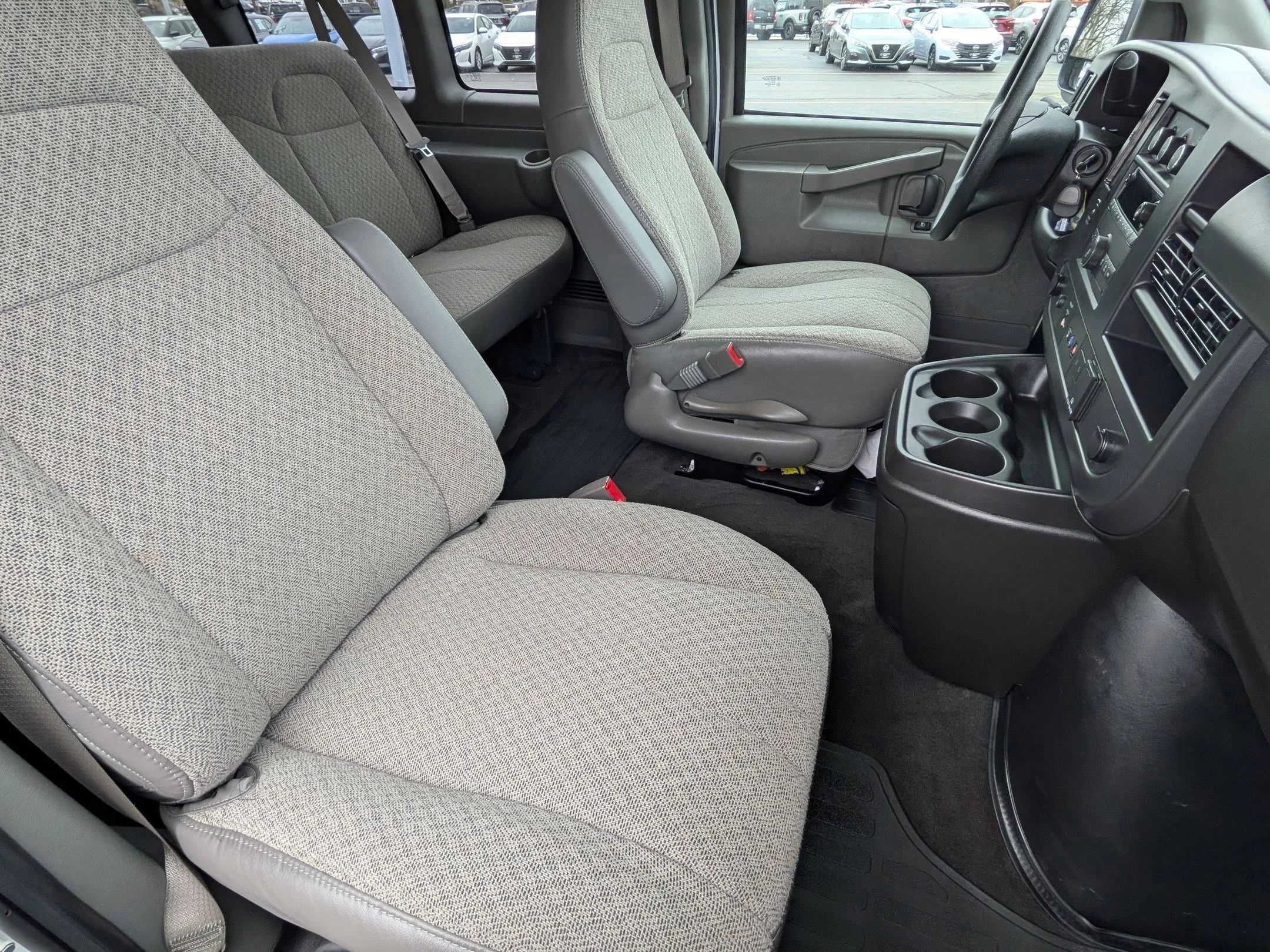 Used 2025 Summit White Chevrolet LT image 20