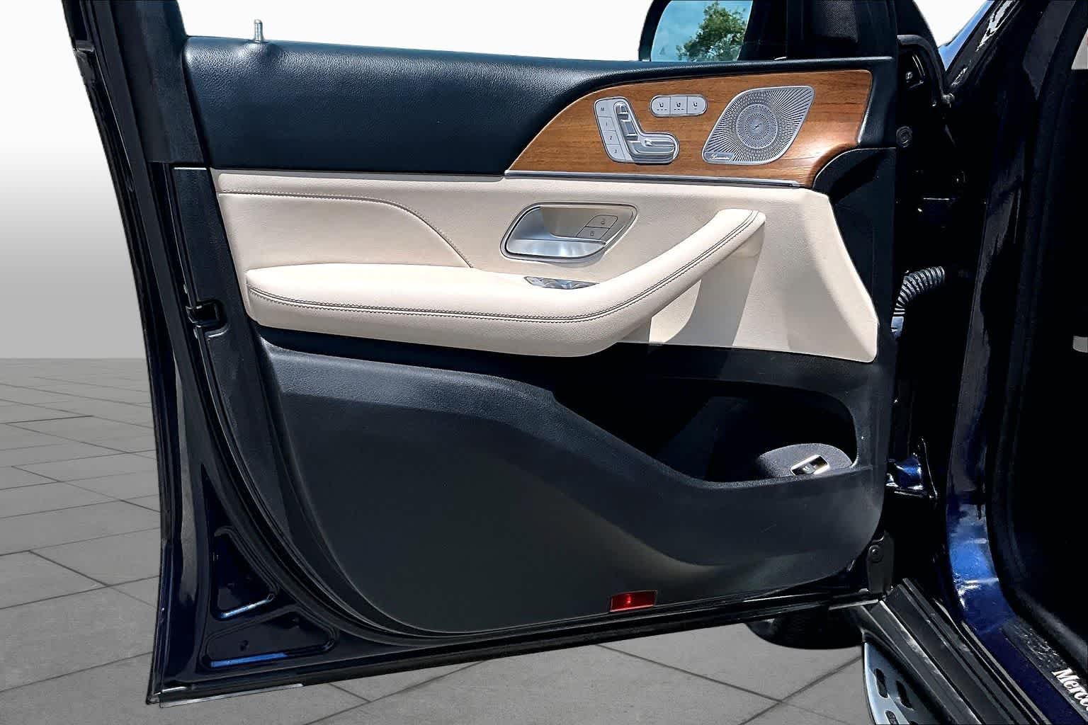 Used 2021 Lunar Blue Metallic Mercedes-Benz GLS 450 image 26