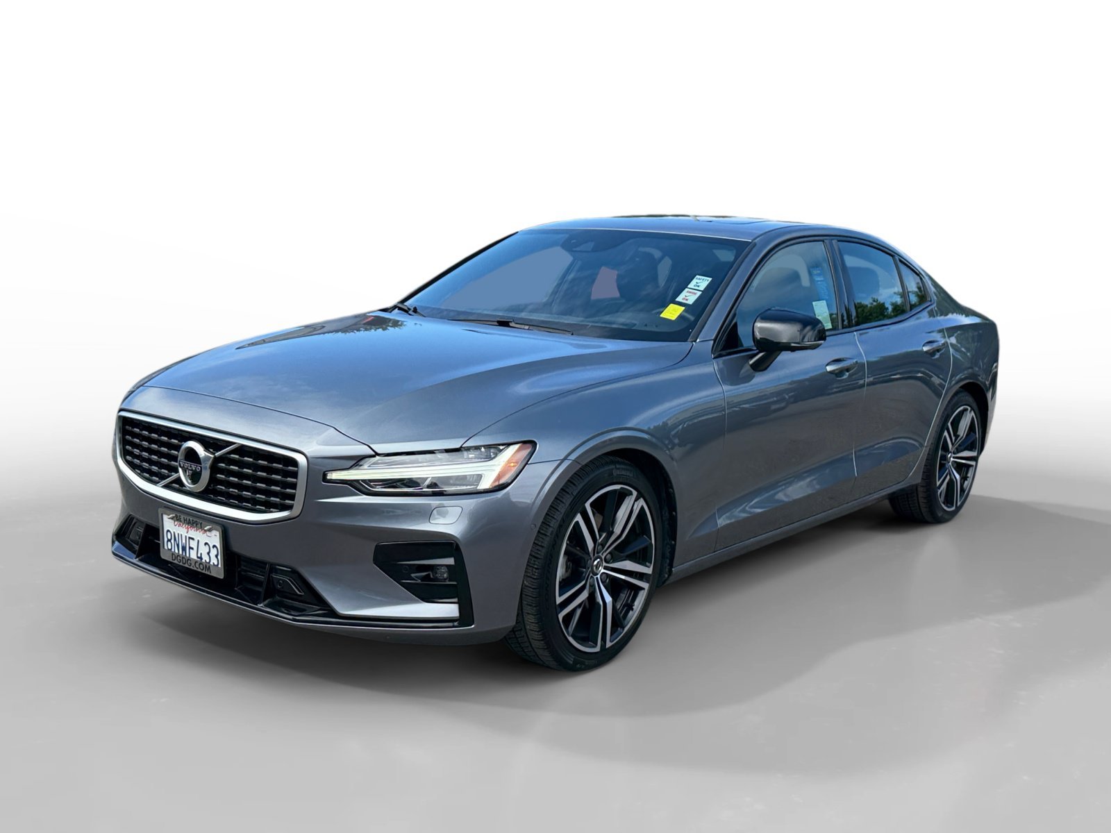 2019 Volvo S60 T5 R-Design's photo