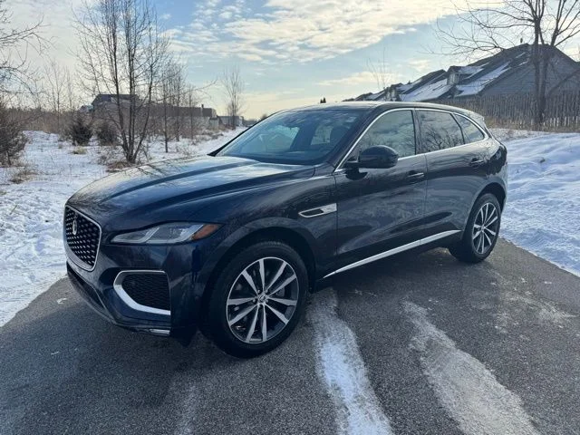 2026 Jaguar F-PACE P250 R-Dynamic S's photo