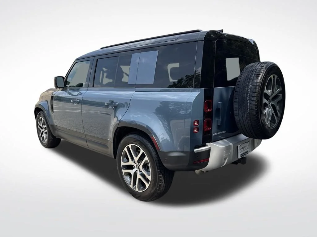Certified Used 2025 Blue Land Rover S image 7