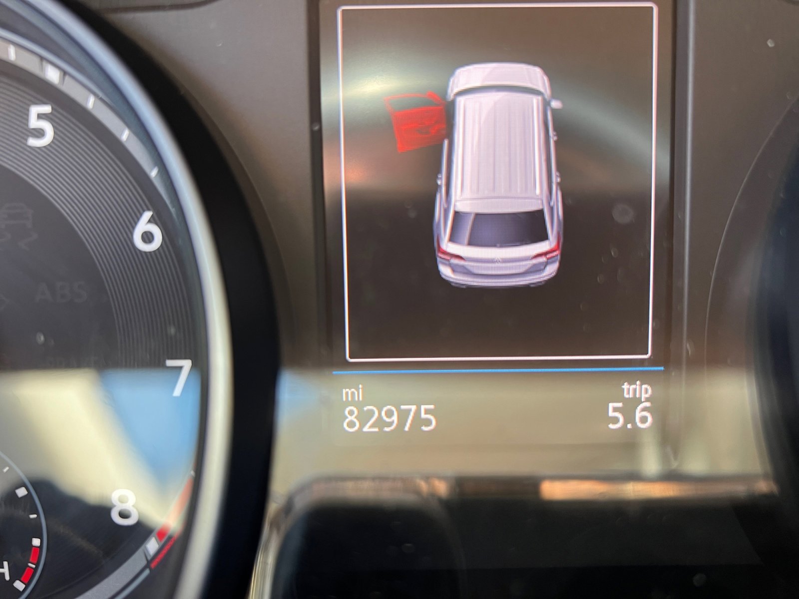 Used 2019 Volkswagen Atlas SE with VIN 1V2DR2CA2KC505819 for sale in Leon Valley, TX