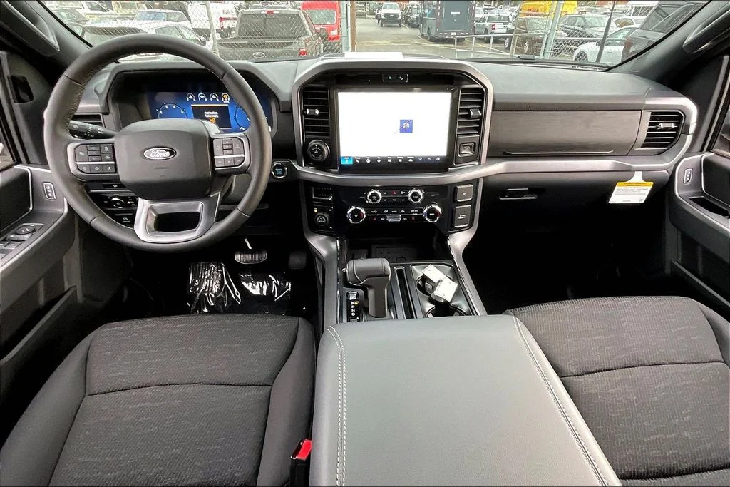 New 2026 Carbonized Gray Metallic Ford XLT image 14
