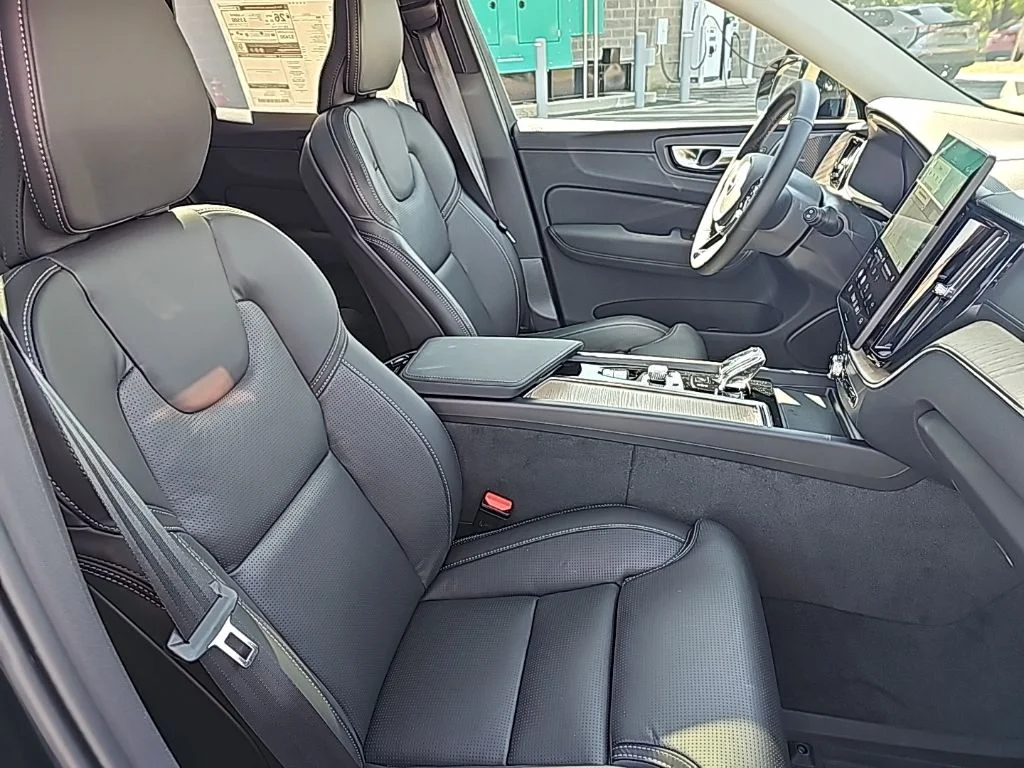 2026 Volvo XC60 Ultra - Photo 15