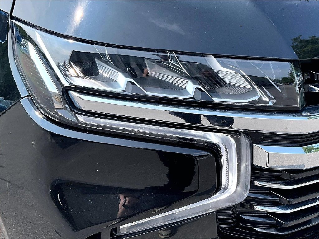 Used 2023 Black Chevrolet LT image 34