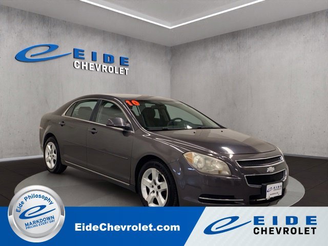 Used 2010 Beige Chevrolet LT image 1