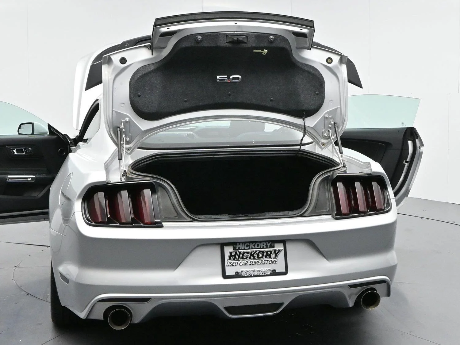 Used 2015 Ingot Silver Ford GT image 43
