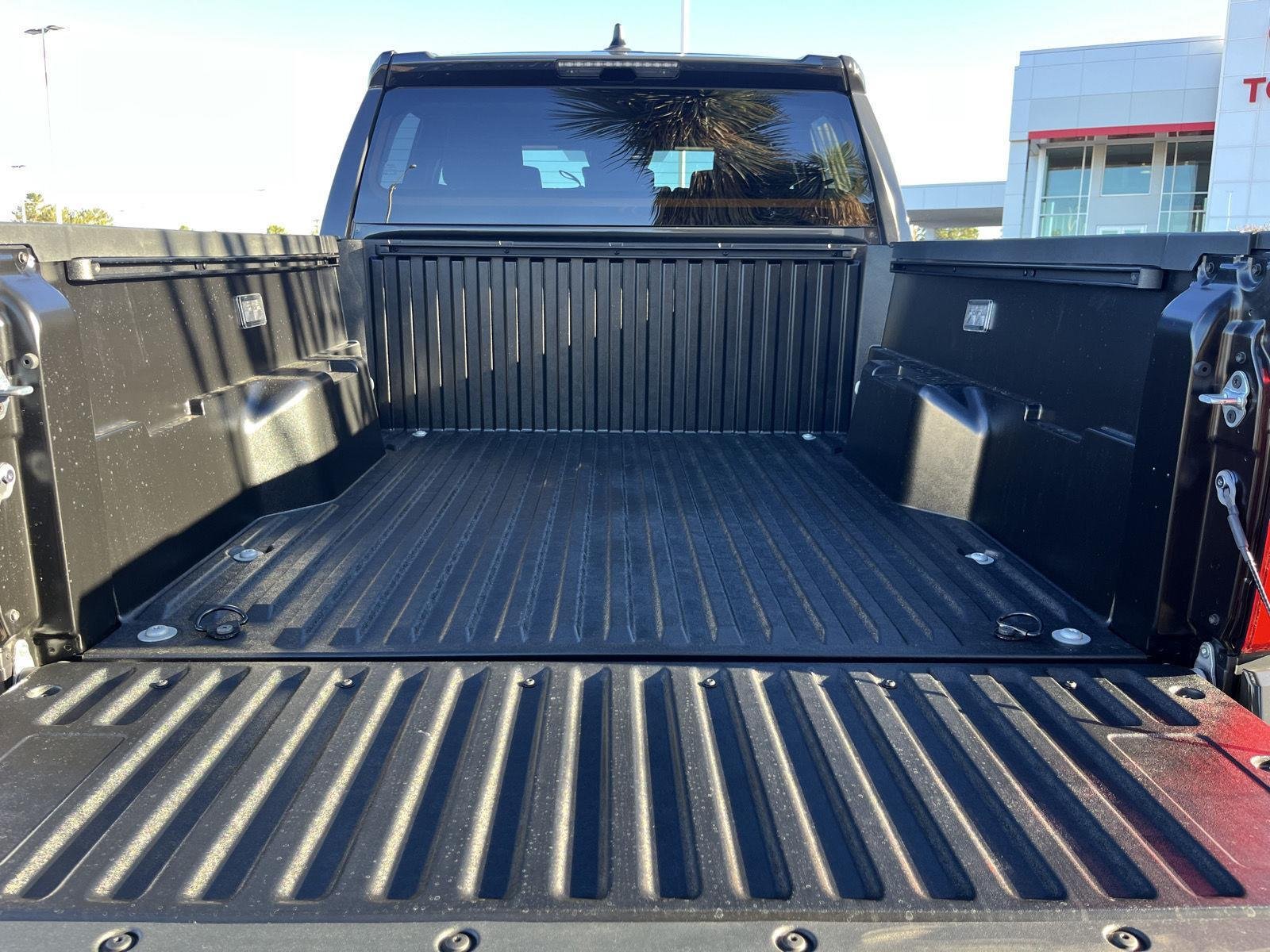 2025 Toyota Tacoma TRD Sport - Photo 13