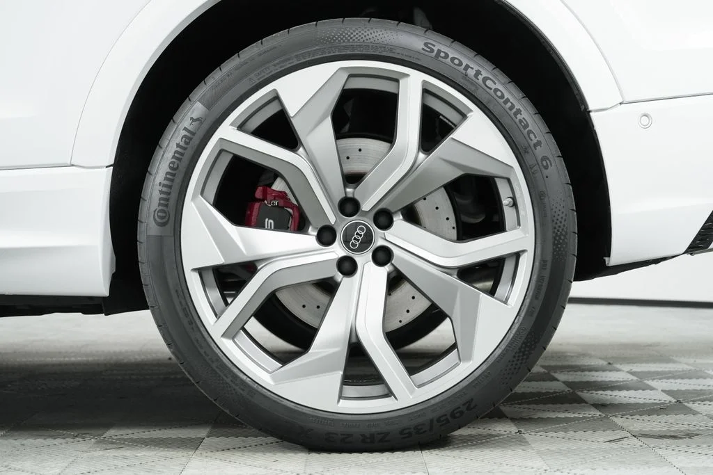 Used 2024 White Audi 4.0T image 37