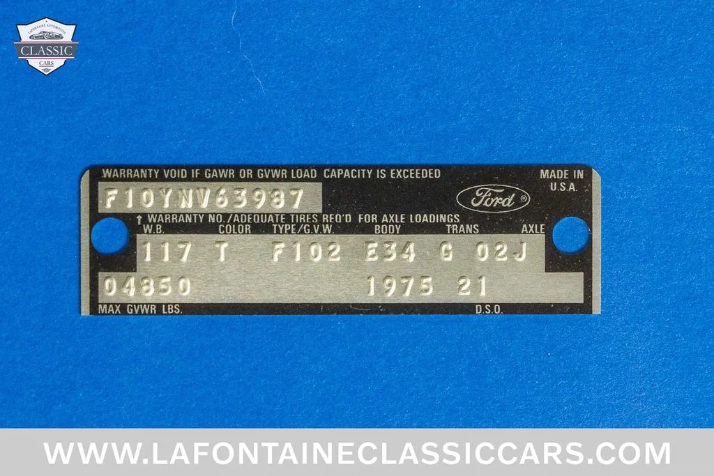 Used 1975 Red Ford  image 85