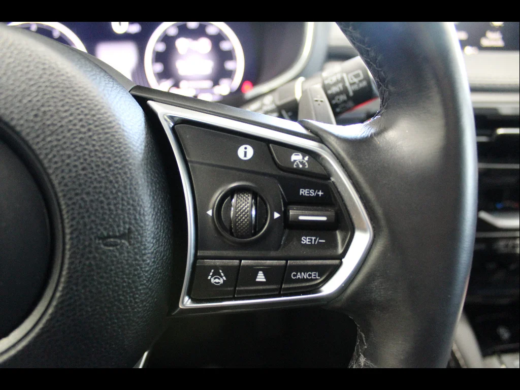 Used 2023 Platinum White Pearl Acura SH-AWD w/Advance image 29