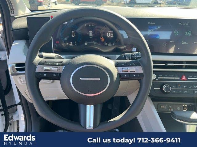 2025 Hyundai Tucson SE - Photo 13