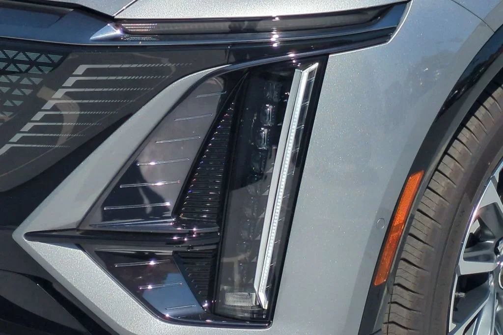New 2026 Argent Silver Metallic Cadillac Sport image 18