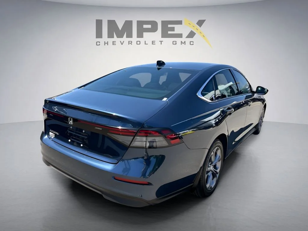Used 2024  Honda EX image 5