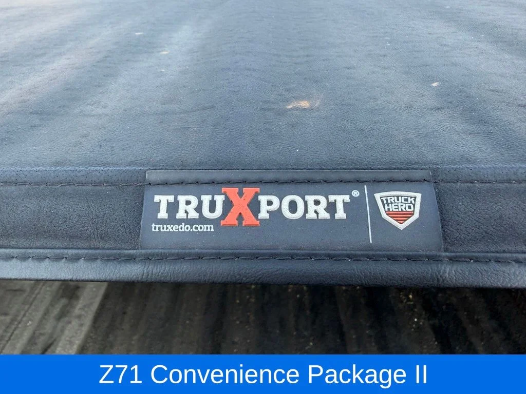 Used 2024 Gray Chevrolet Z71 image 17
