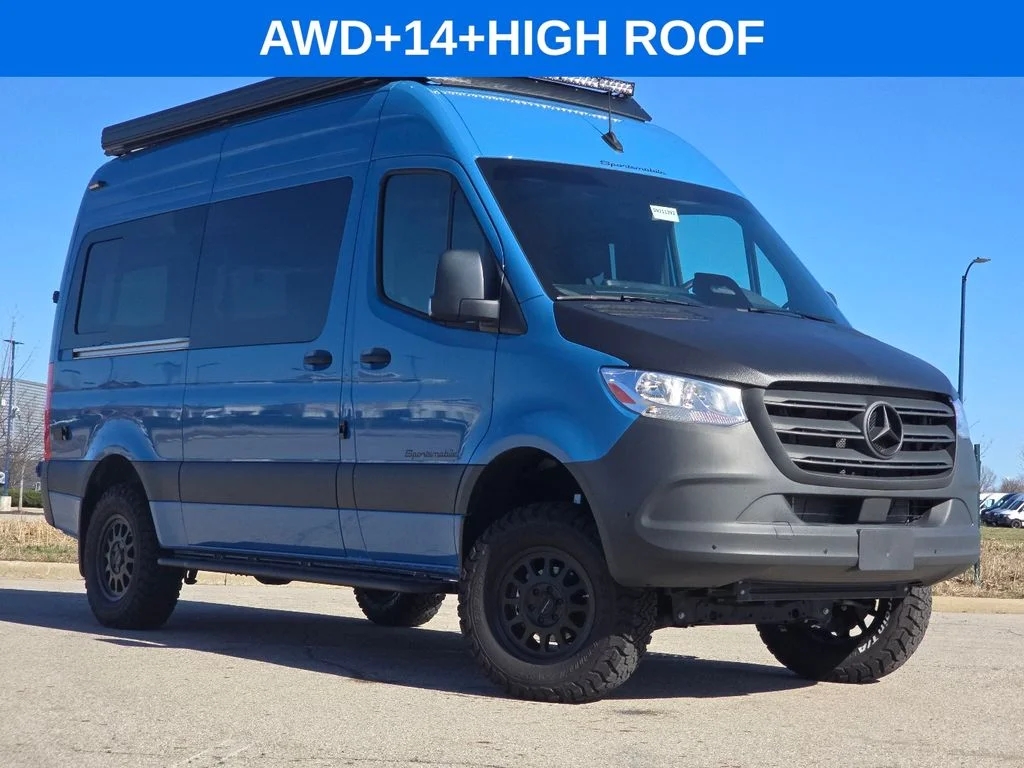 2025 Mercedes-Benz Sprinter 2500 144 WB HO Standard Roof 4x4's photo