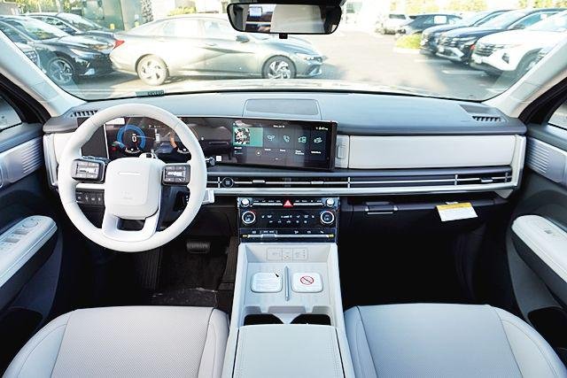 New 2026 Black Hyundai SEL image 23