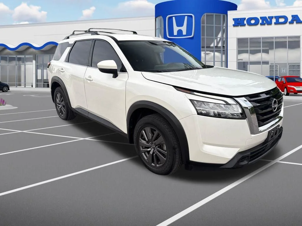 2022 Nissan Pathfinder SV 4WD's photo
