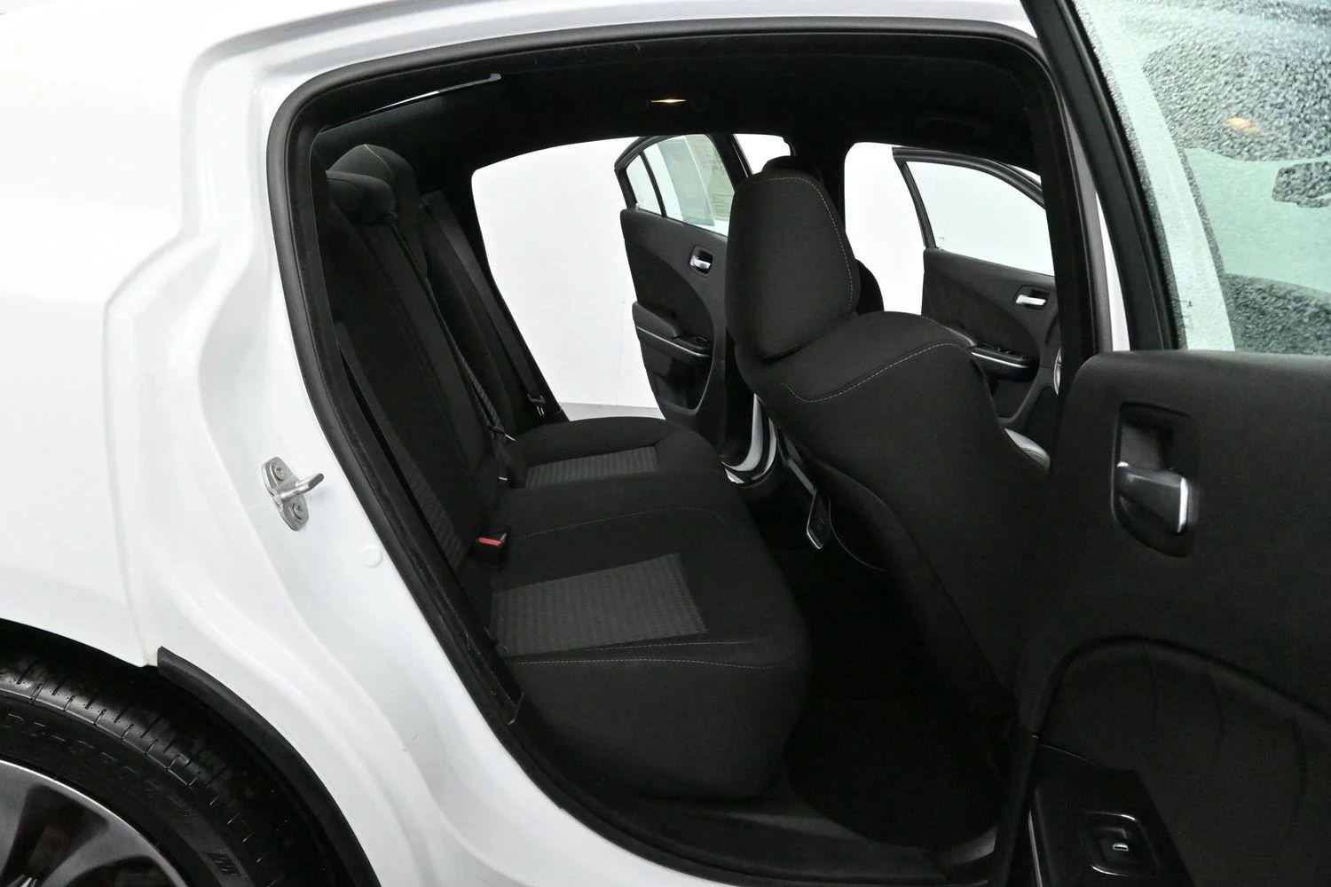 Used 2021 White Knuckle Clearcoat Dodge R/T image 28