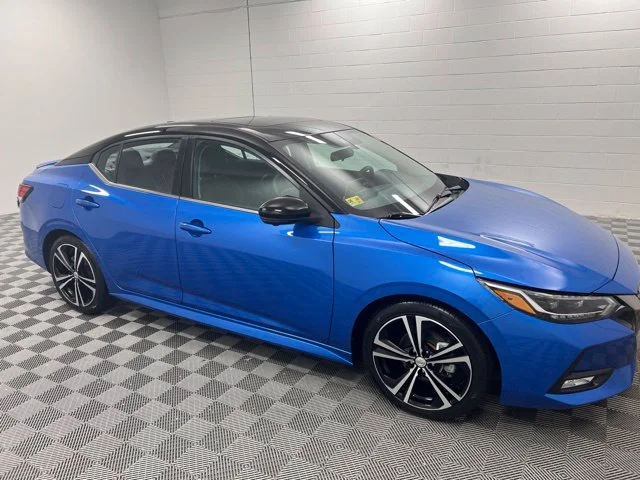 Used 2023 Blue Nissan SR image 4