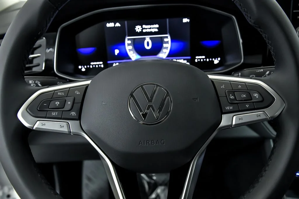 New 2026 Gray Volkswagen 1.5T SE image 10