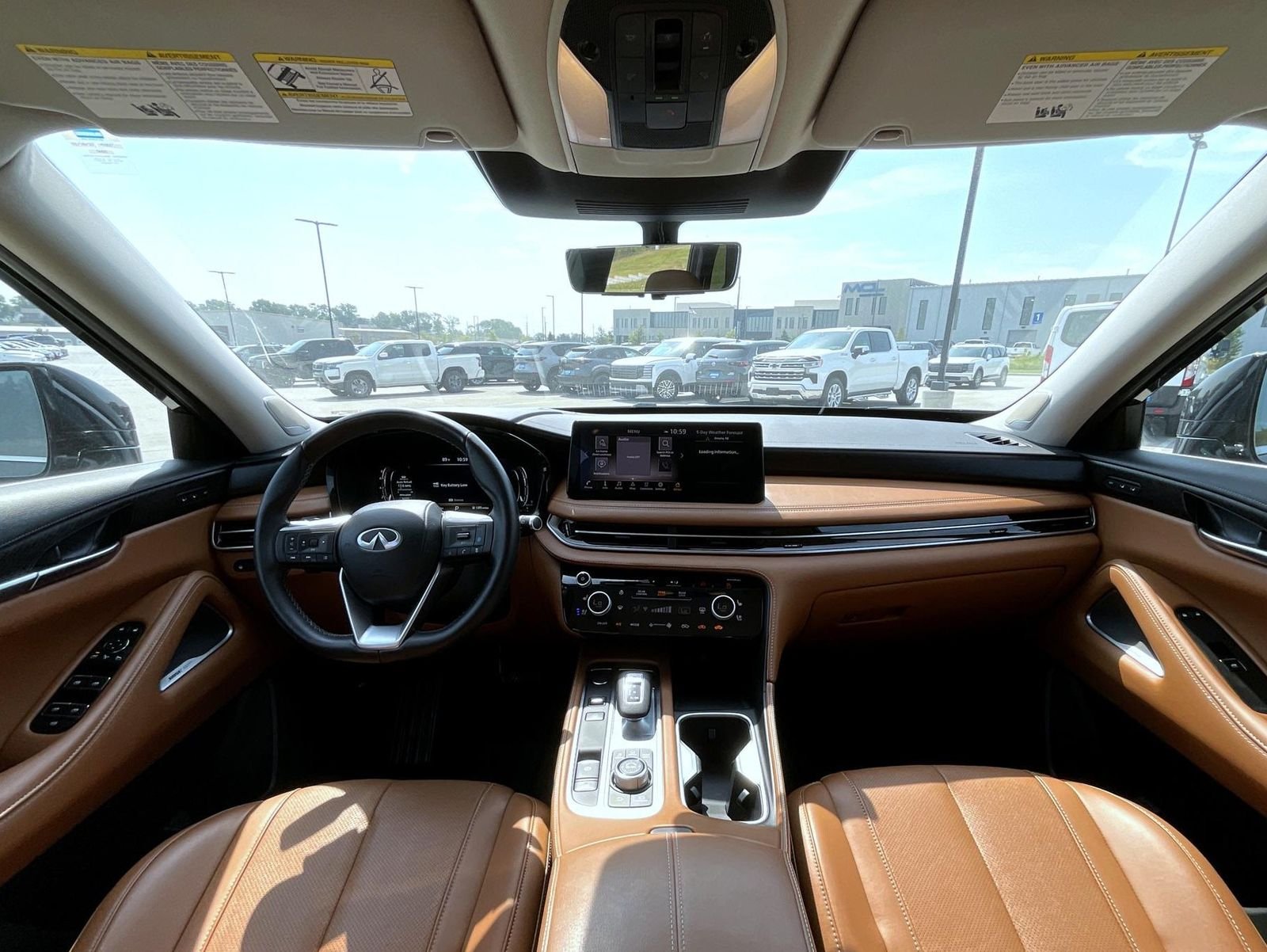 Used 2023 Black INFINITI Sensory image 15