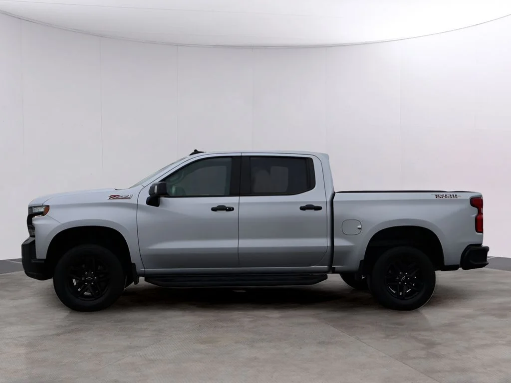 Used 2021 Silver Chevrolet LT Trail Boss image 4