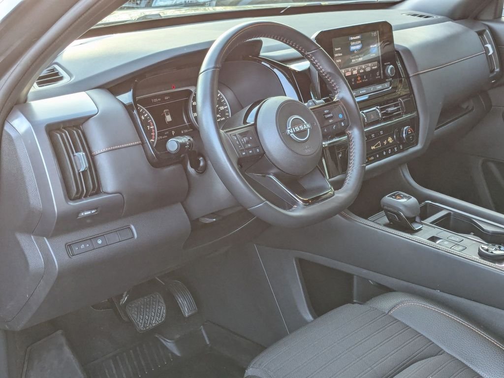 Certified Used 2023 Gun Metallic Nissan Rock Creek image 13