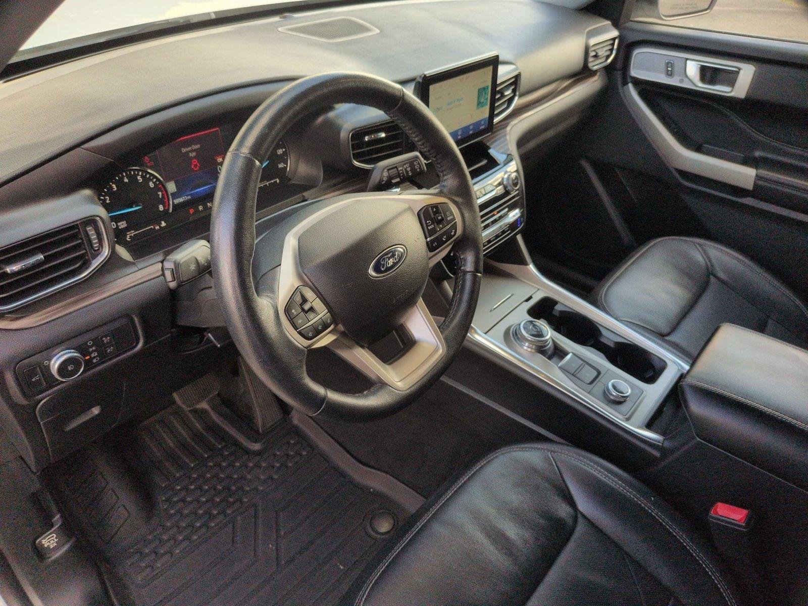 Used 2022 Star White Metallic Tri-Coat Ford Limited image 19