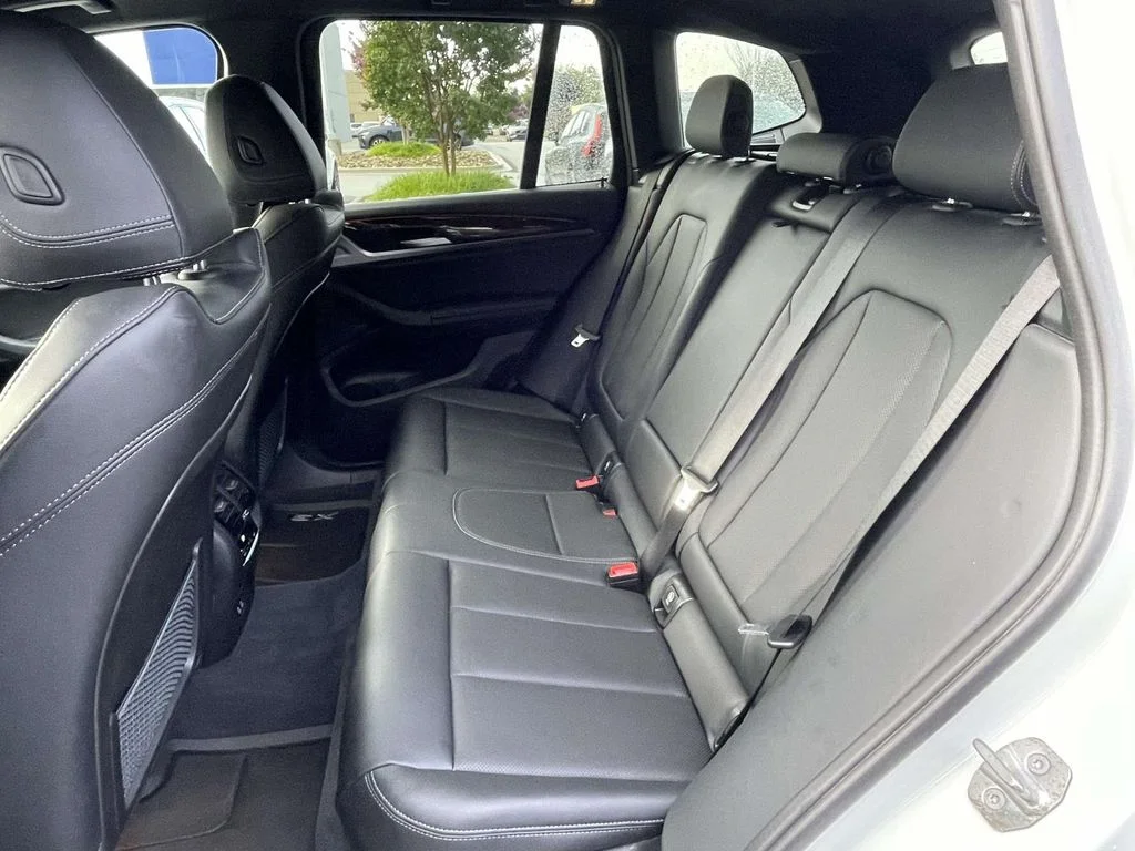2023 BMW X3 30i - Photo 3