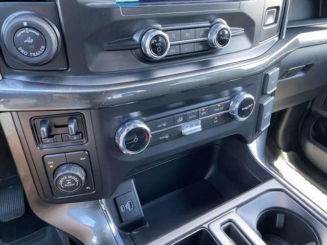 Used 2022 Gray Ford XLT image 24