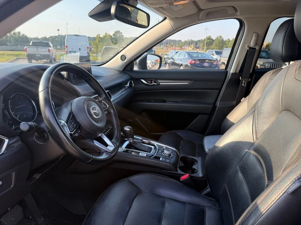 Used 2020 Black Mazda Grand Touring image 4