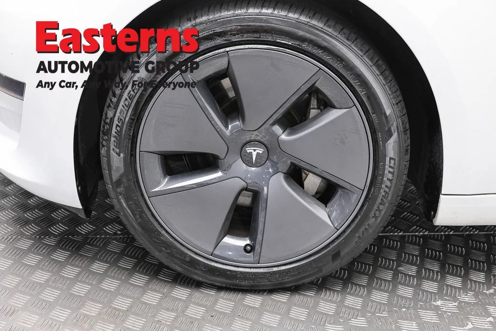 Used 2023 White Tesla Base image 26
