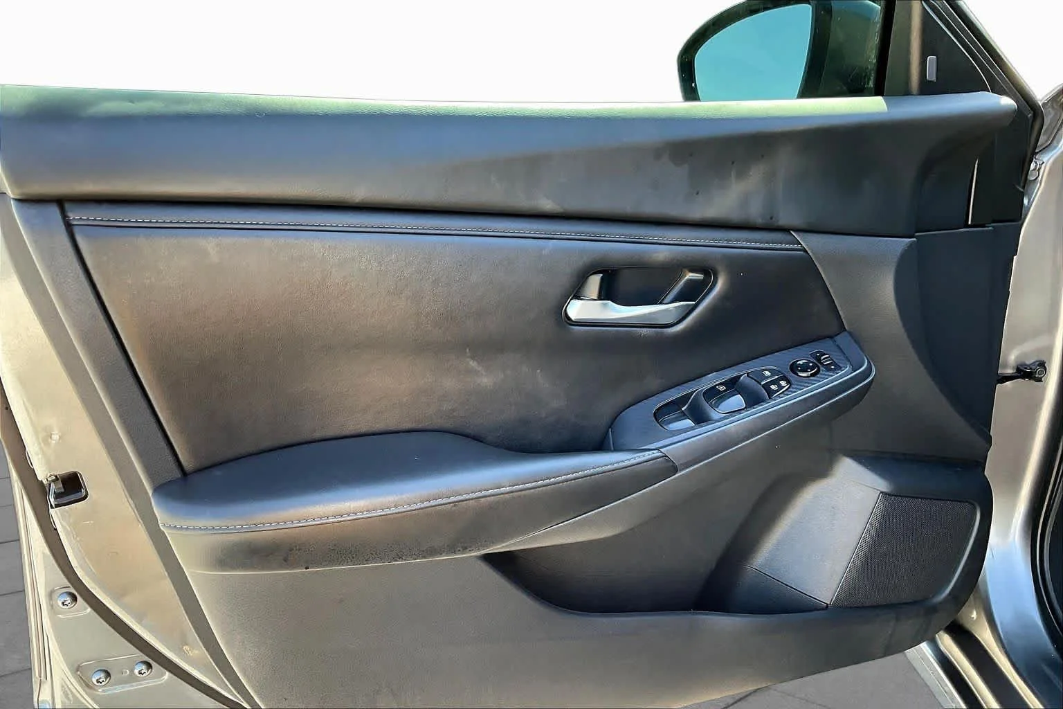 Used 2023 Gun Metallic Nissan SV image 21