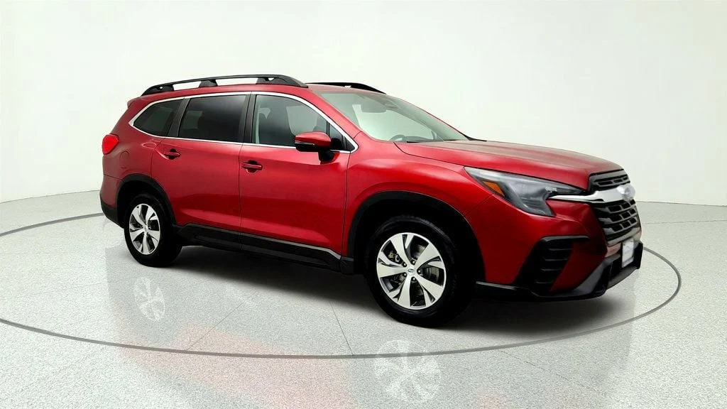 Used 2023 Crimson Red Pearl Subaru Premium 8-Seater w/ Convenience Package image 3