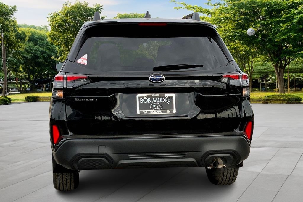 New 2026 CRYSTAL BLACK SILICA Subaru Premium image 4