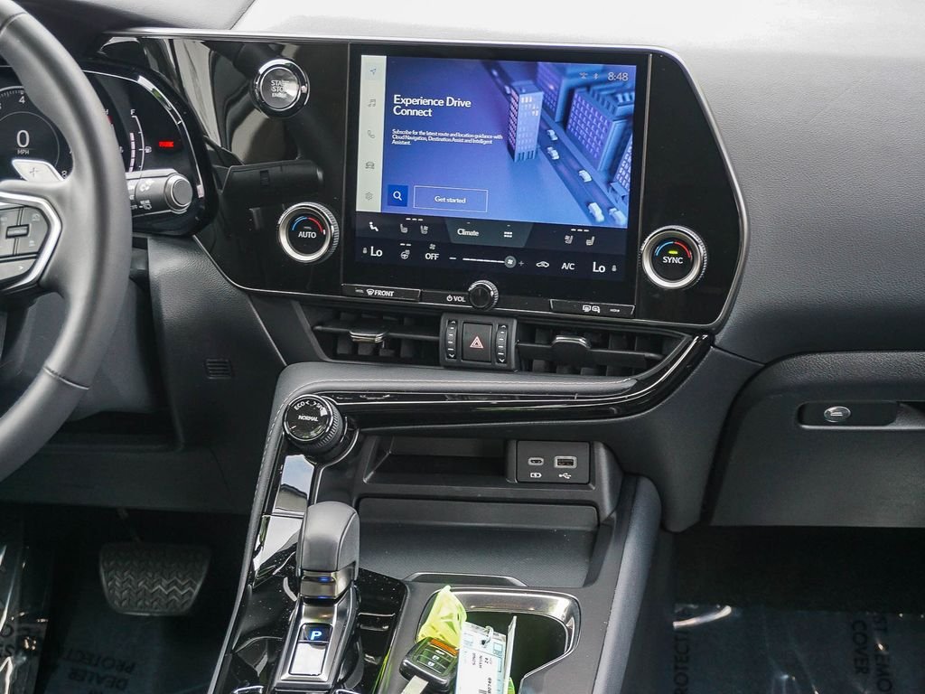 Used 2025  Lexus 350 Premium image 15