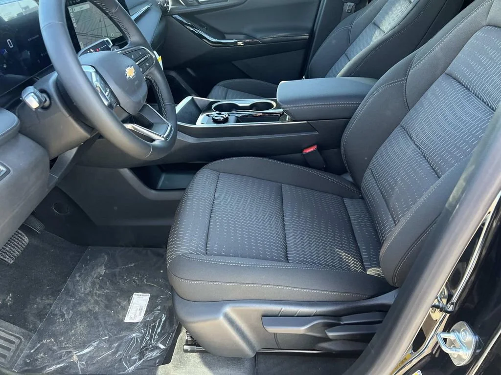 2026 Chevrolet Equinox LT - Photo 12