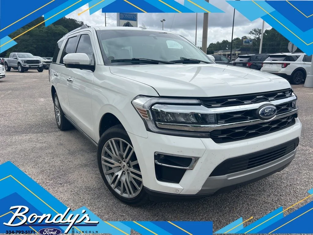 2022 Ford Expedition Limited's photo